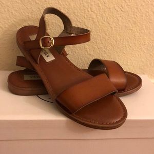 Steve Madden “Dafodil” sandals